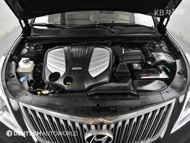 Hyundai Grandeur HG HG300 Exclusive Special 8