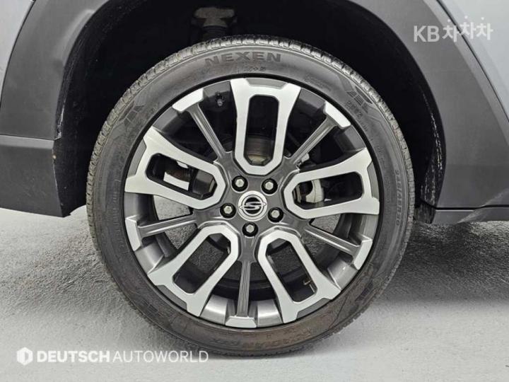 KG Mobility (Ssangyong) Torres J100 1.5 GDI Turbo AWD T7 6