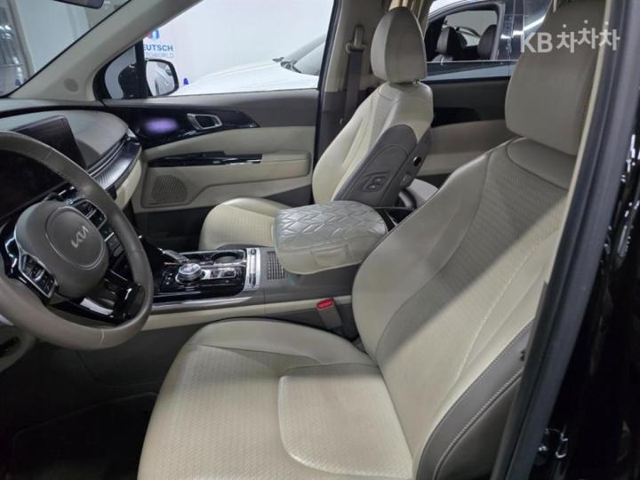 Kia Carnival High Limousine G3.5 GDI Signature 4