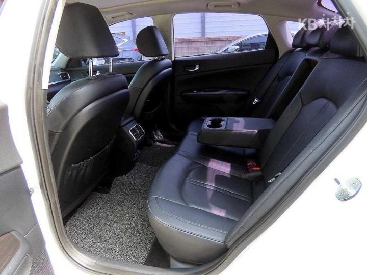 Kia K5 2.0 Gasoline World Cup Edition 7