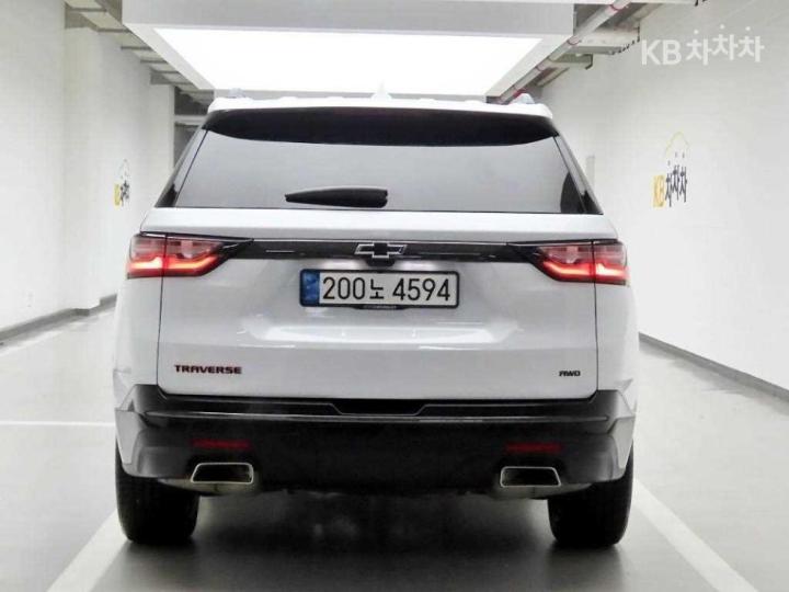 Chevrolet Traverse 3.6 V6 Redline 4