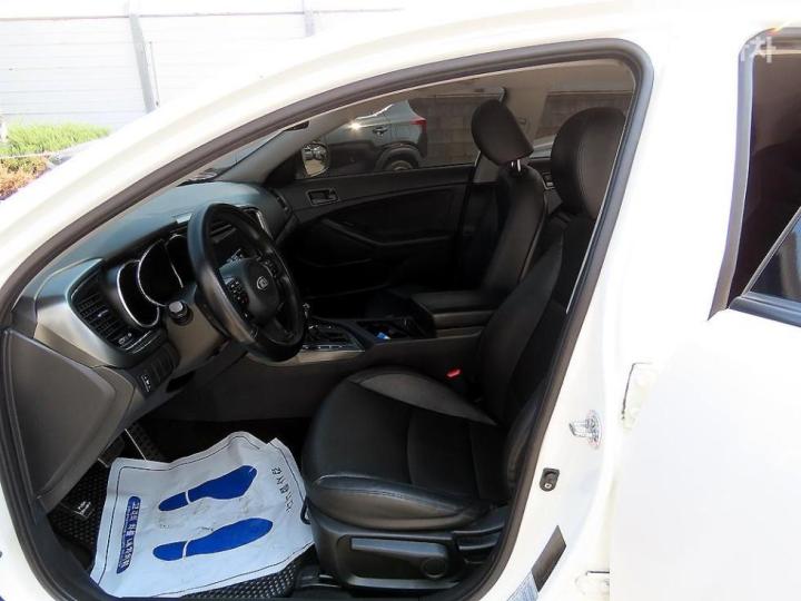 Kia K5 LPI Luxury Economy Type 6