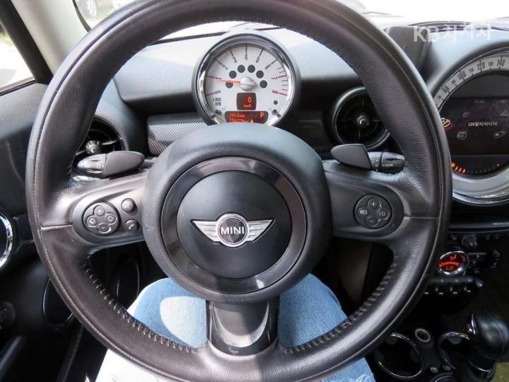 Hyundai Avante AD 1.6 GDi Value Plus 10