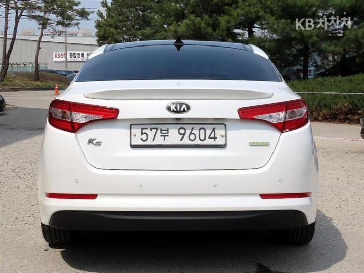 Kia K5 Hybrid Prestige 5