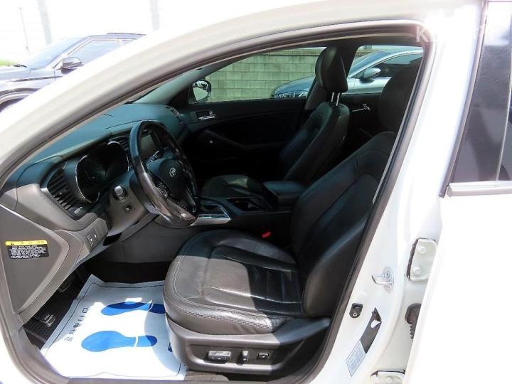 Kia K5 Hybrid Prestige 6