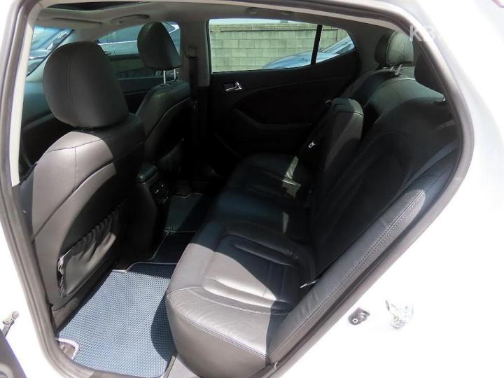 Kia K5 Hybrid Prestige 7