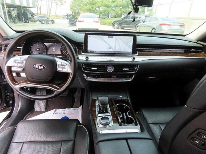 Kia K9 The 3.8 GDI Platinum I 8