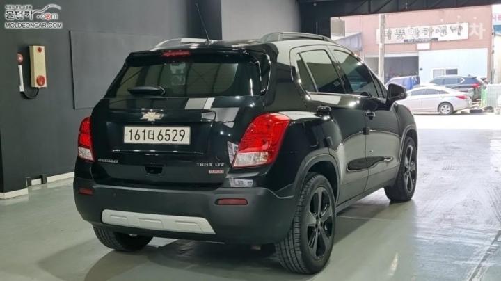 Chevrolet Trax 1.4 Perfect Black 3