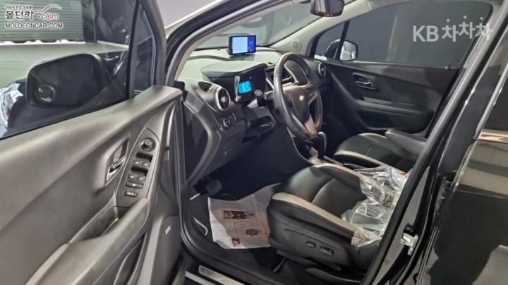 Chevrolet Trax 1.4 Perfect Black 10