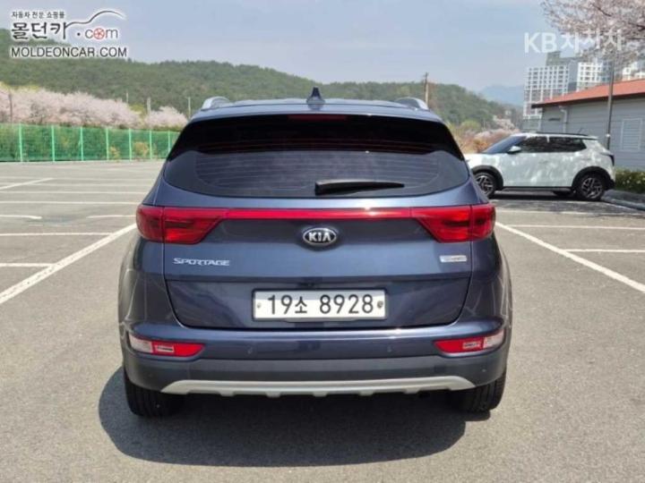 Kia Sportage Diesel 2.0 2WD Prestige 5