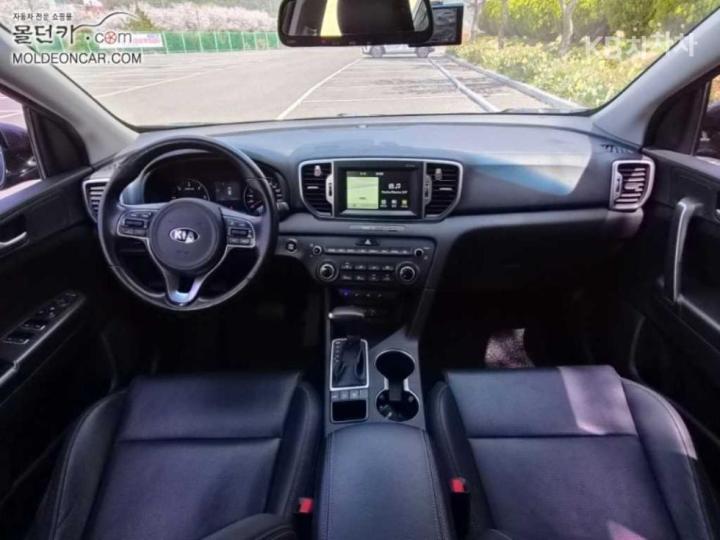 Kia Sportage Diesel 2.0 2WD Prestige 8