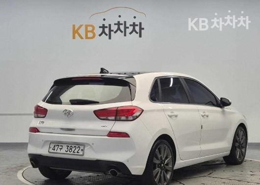 Hyundai i30 PD 1.6 Turbo Sport Premium 4