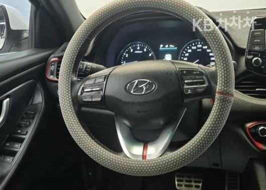 Hyundai i30 PD 1.6 Turbo Sport Premium 10