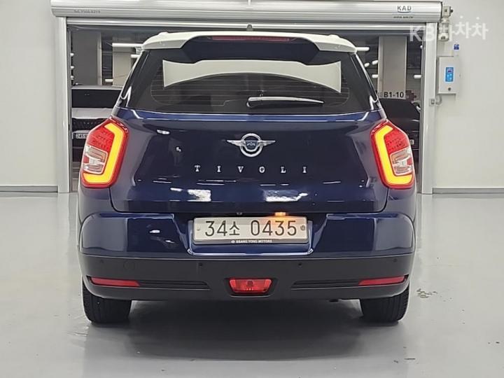 KG Mobility (Ssangyong) Tivoli Air Gasoline 2WD RX 4