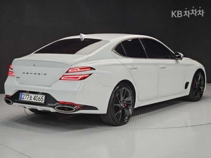 Genesis G70 2.0T Standard 5