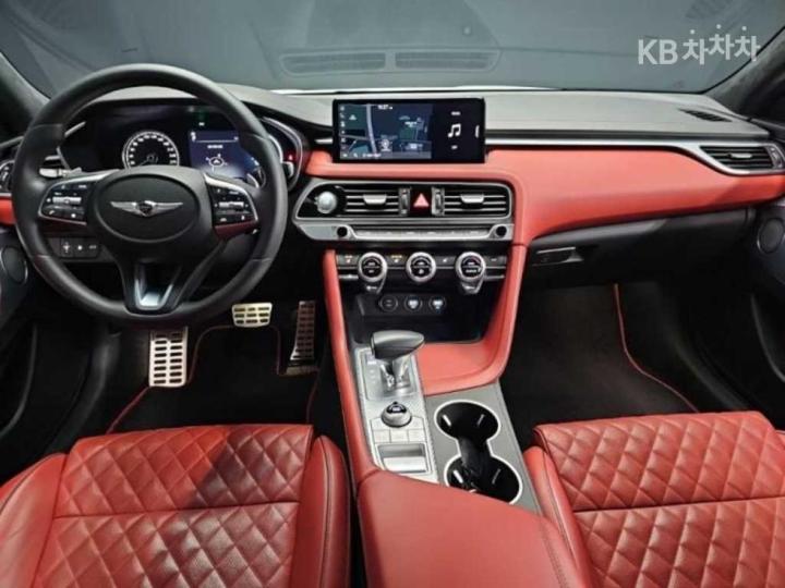 Genesis G70 2.0T Standard 6