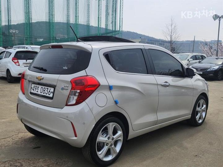 Chevrolet Spark The Next LTZ 4