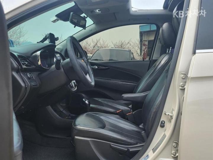 Chevrolet Spark The Next LTZ 8