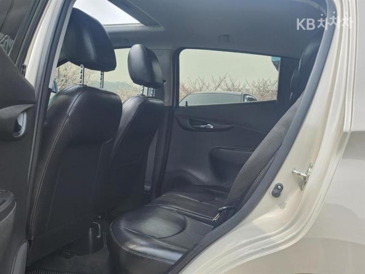 Chevrolet Spark The Next LTZ 9