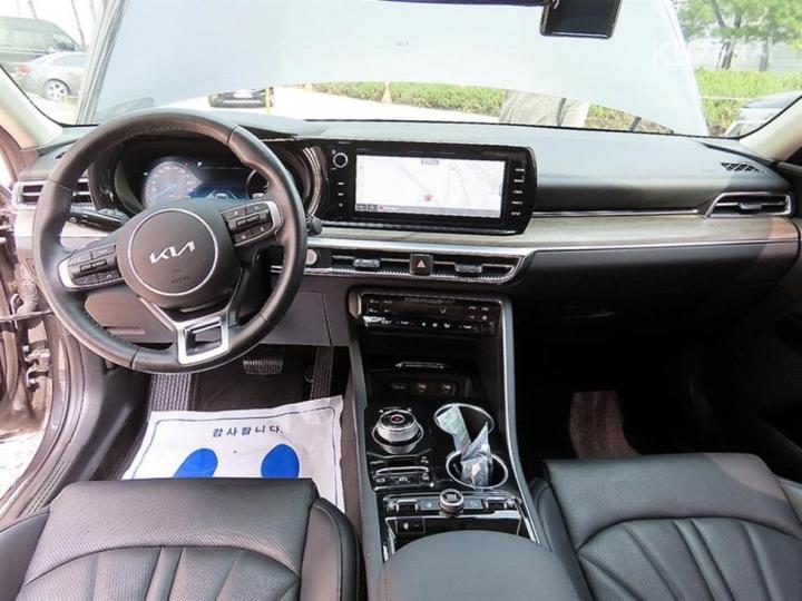 Kia K5 Hybrid 2.0 HEV Signature 8