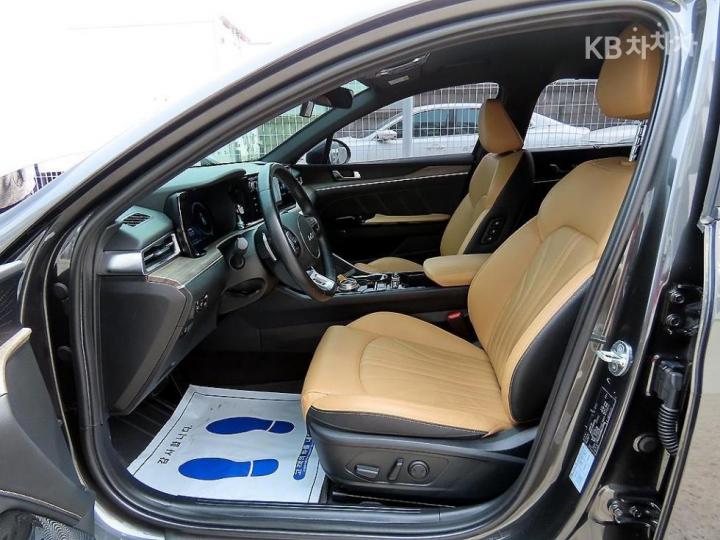 Kia K5 Hybrid 2.0 HEV Signature 6