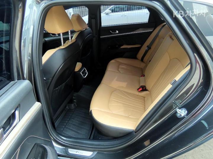 Kia K5 Hybrid 2.0 HEV Signature 7