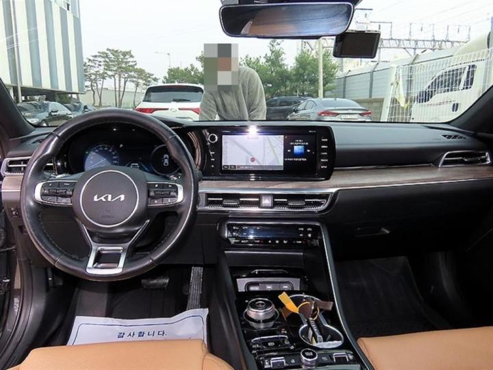 Kia K5 Hybrid 2.0 HEV Signature 8