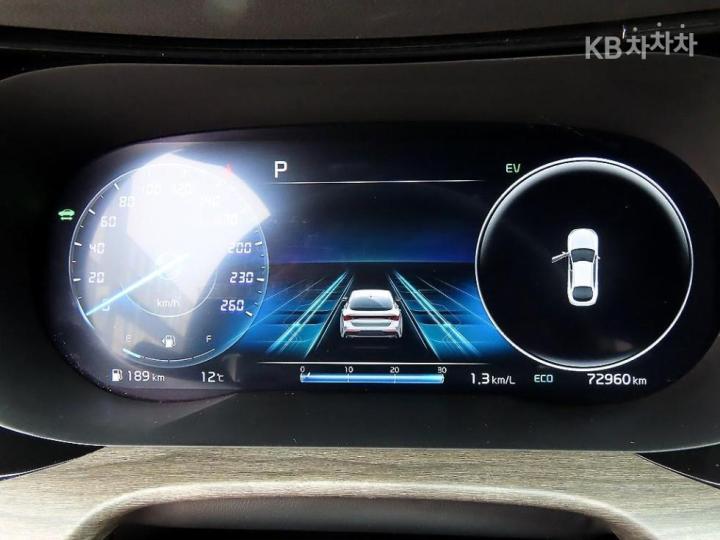 Kia K5 Hybrid 2.0 HEV Signature 10