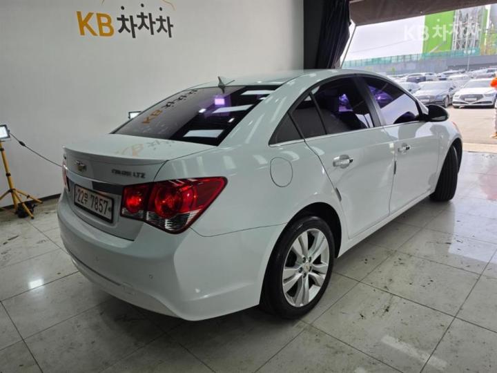 Chevrolet Cruze 1.8 LTZ+ Base Type 4