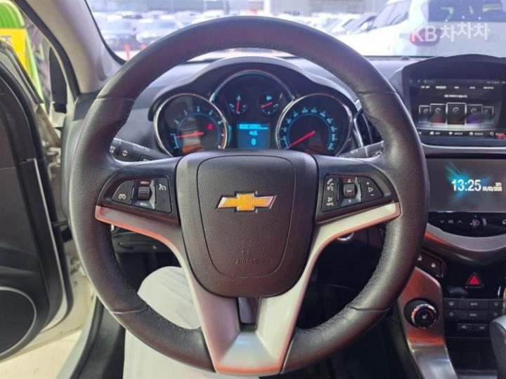 Chevrolet Cruze 1.8 LTZ+ Base Type 7