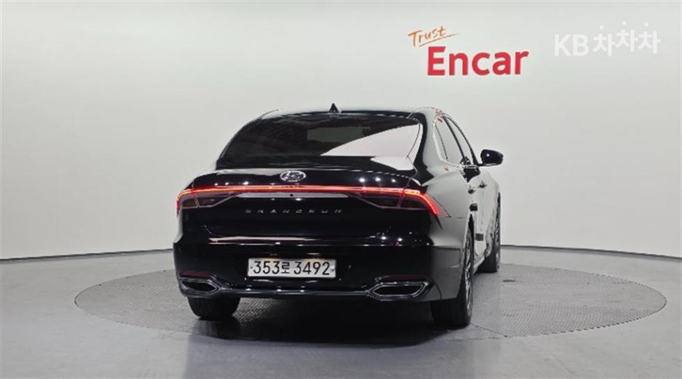 Hyundai Grandeur — miniaturë 4