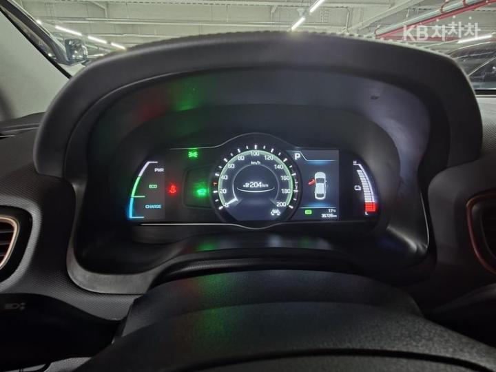 Hyundai IONIQ Electric Q 7