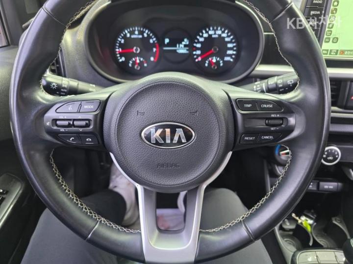 Kia Morning JA Luxury 9