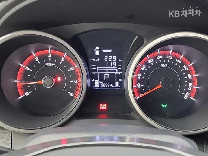 KG Mobility (Ssangyong) Tivoli Armor 1.6 Gasoline VX 2WD 7