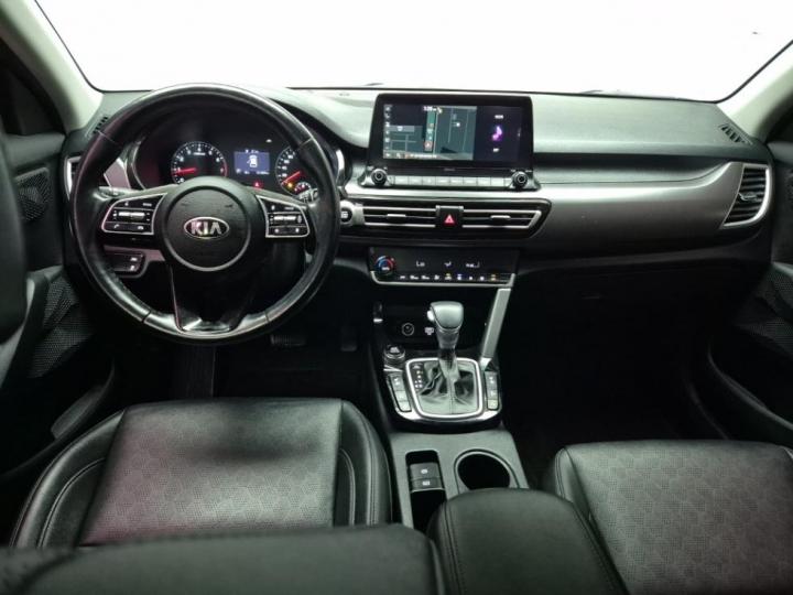 Kia Seltos 1.6 Gasoline Turbo 2WD Prestige 8