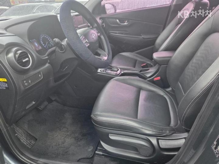 Hyundai Kona 1.6 Turbo Modern 7