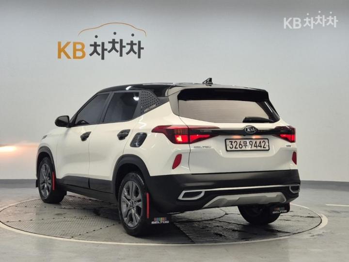 Kia Seltos 1.6 Gasoline Turbo 2WD Prestige 3