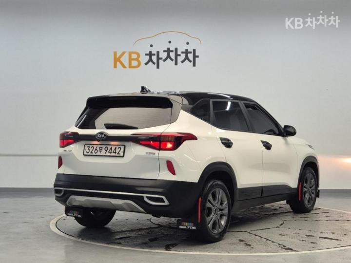 Kia Seltos 1.6 Gasoline Turbo 2WD Prestige 4