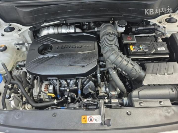 Kia Seltos 1.6 Gasoline Turbo 2WD Prestige 6