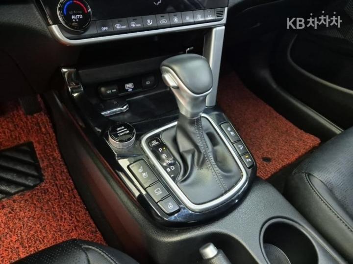 Kia Seltos 1.6 Gasoline Turbo 2WD Prestige 9