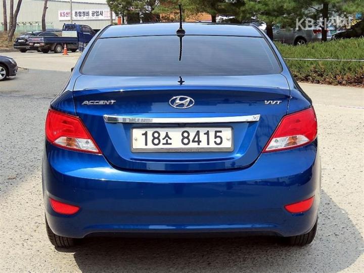 Hyundai Accent New 1.4 VVT Modern 5