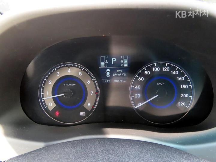 Hyundai Accent New 1.4 VVT Modern 10