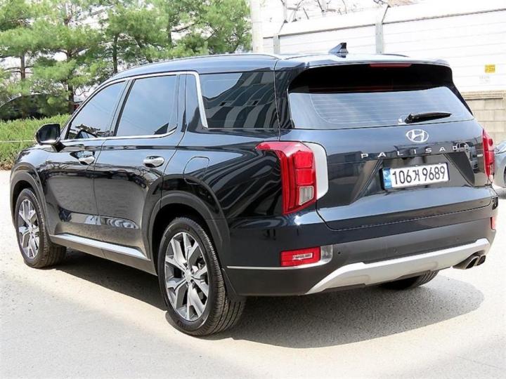 Hyundai Palisade 3.8 Gasoline AWD Prestige 4