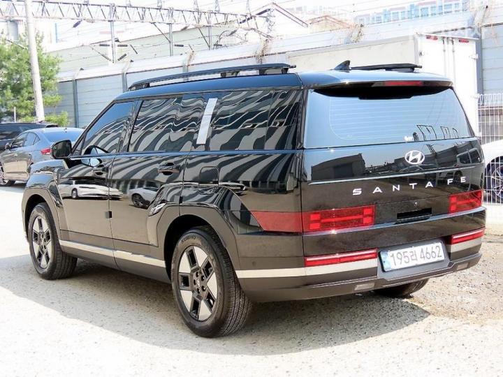 Hyundai Santa Fe The Hybrid MX5 1.6T HEV 2WD Prestige 4