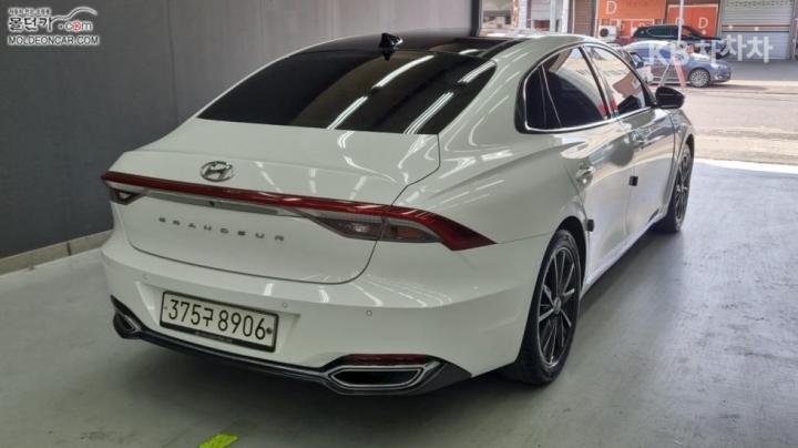Hyundai Grandeur LPi 3.0 Premium 3