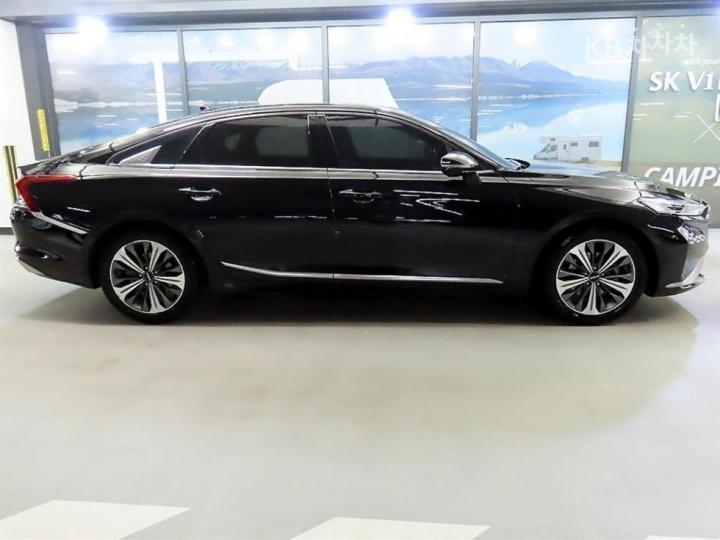 Kia K8 Hybrid 1.6 Turbo Signature 4