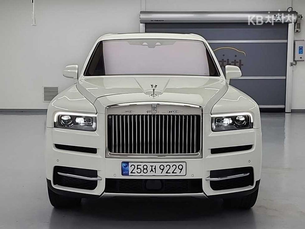 2023 Rolls-Royce Used Car photo