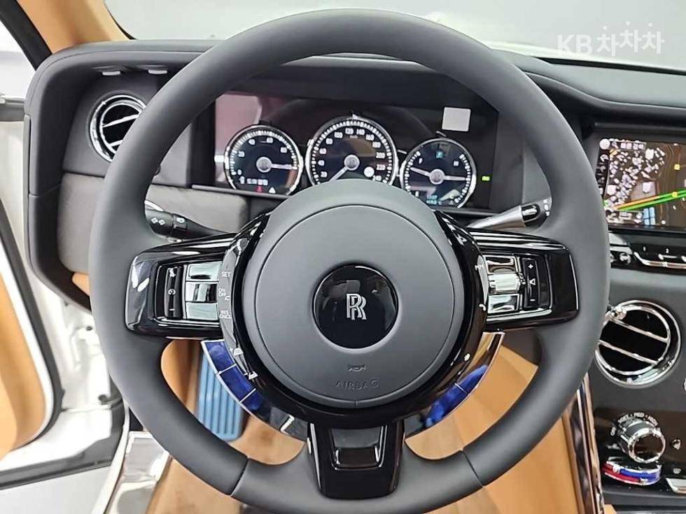 2023 Rolls-Royce Used Car photo