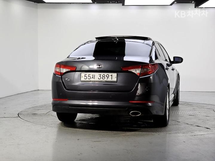 Kia K5 Gasoline 2.0 Prestige 4