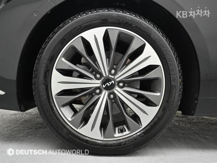 Kia K8 Hybrid 1.6 Turbo Signature 6
